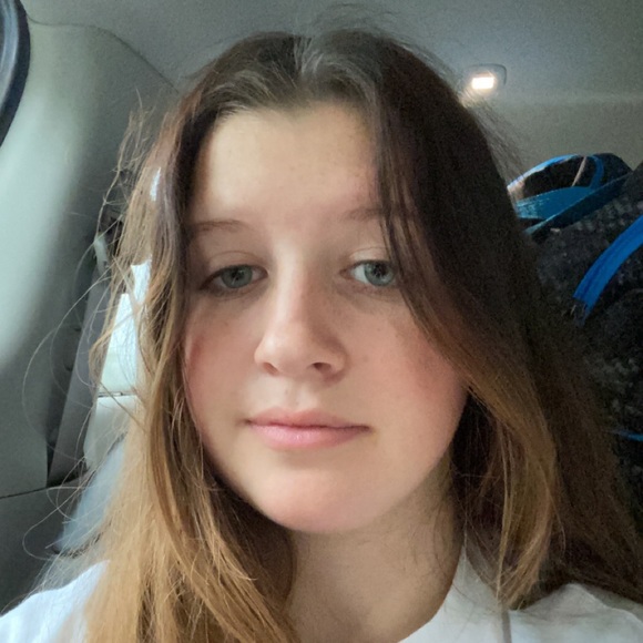 ellie_henry